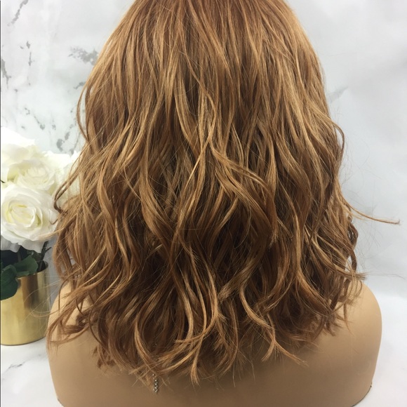 Siona | Synthetic Lace Front Wig Honey Blonde - Picture 4 of 6